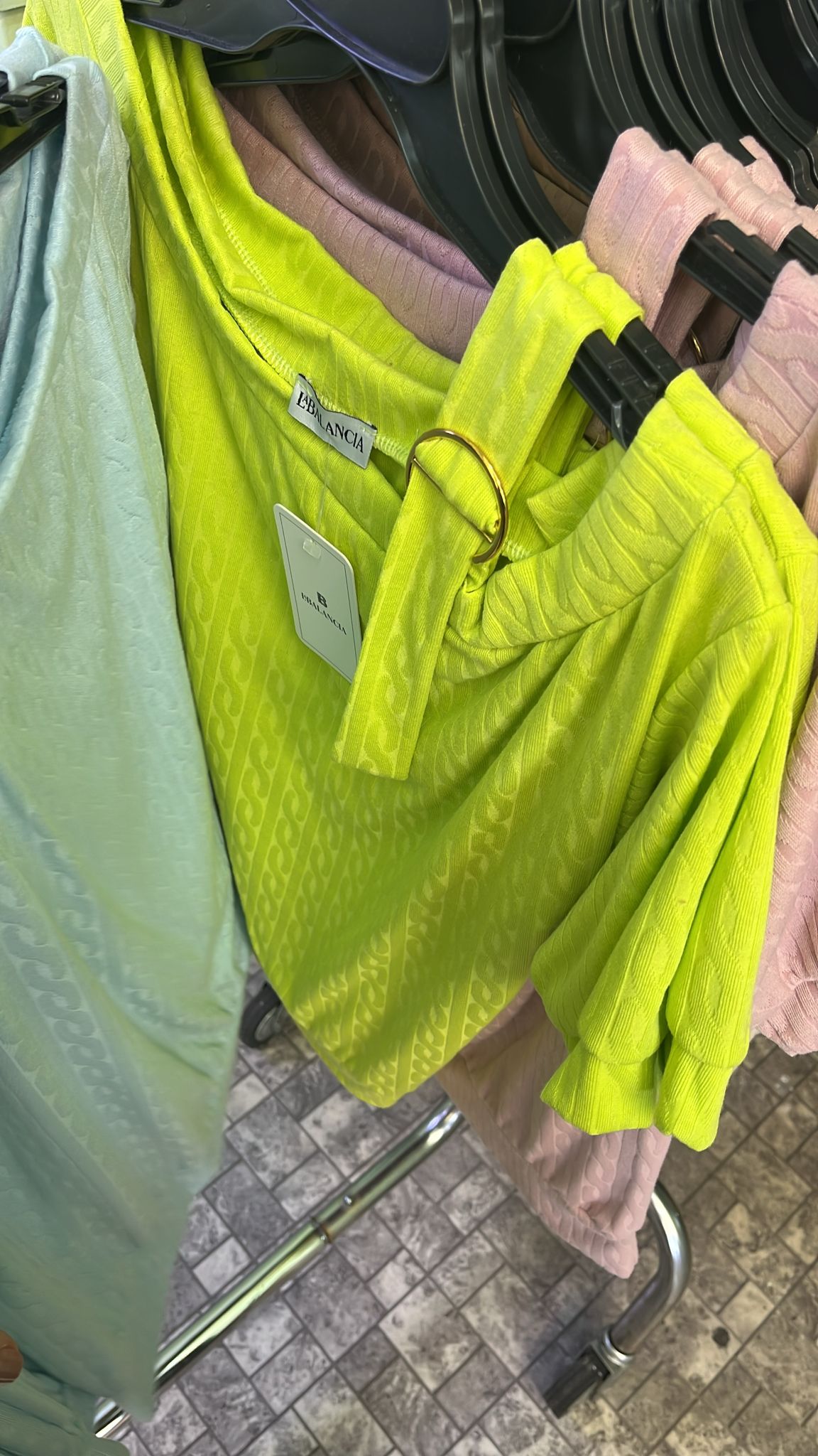 56e10d555a1b71fdab2422d4a2742906