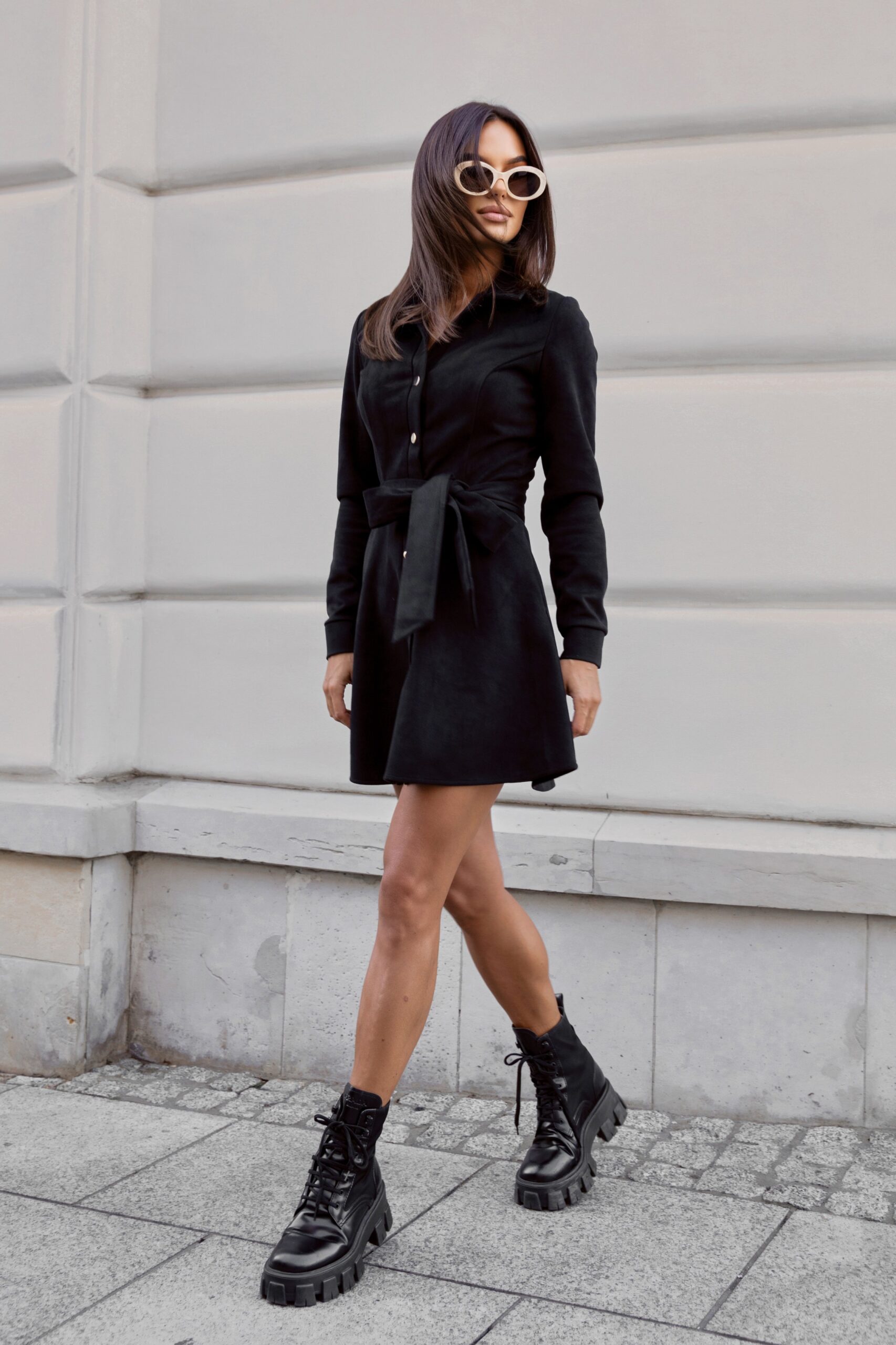 5e1269e412851745efeec9d9727dd63d