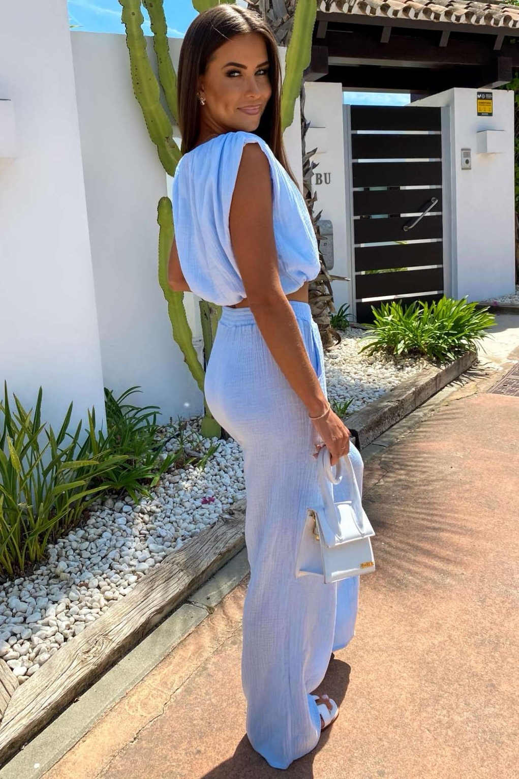 c8952734fa9f0bbeffd8a9b729f8bc0e