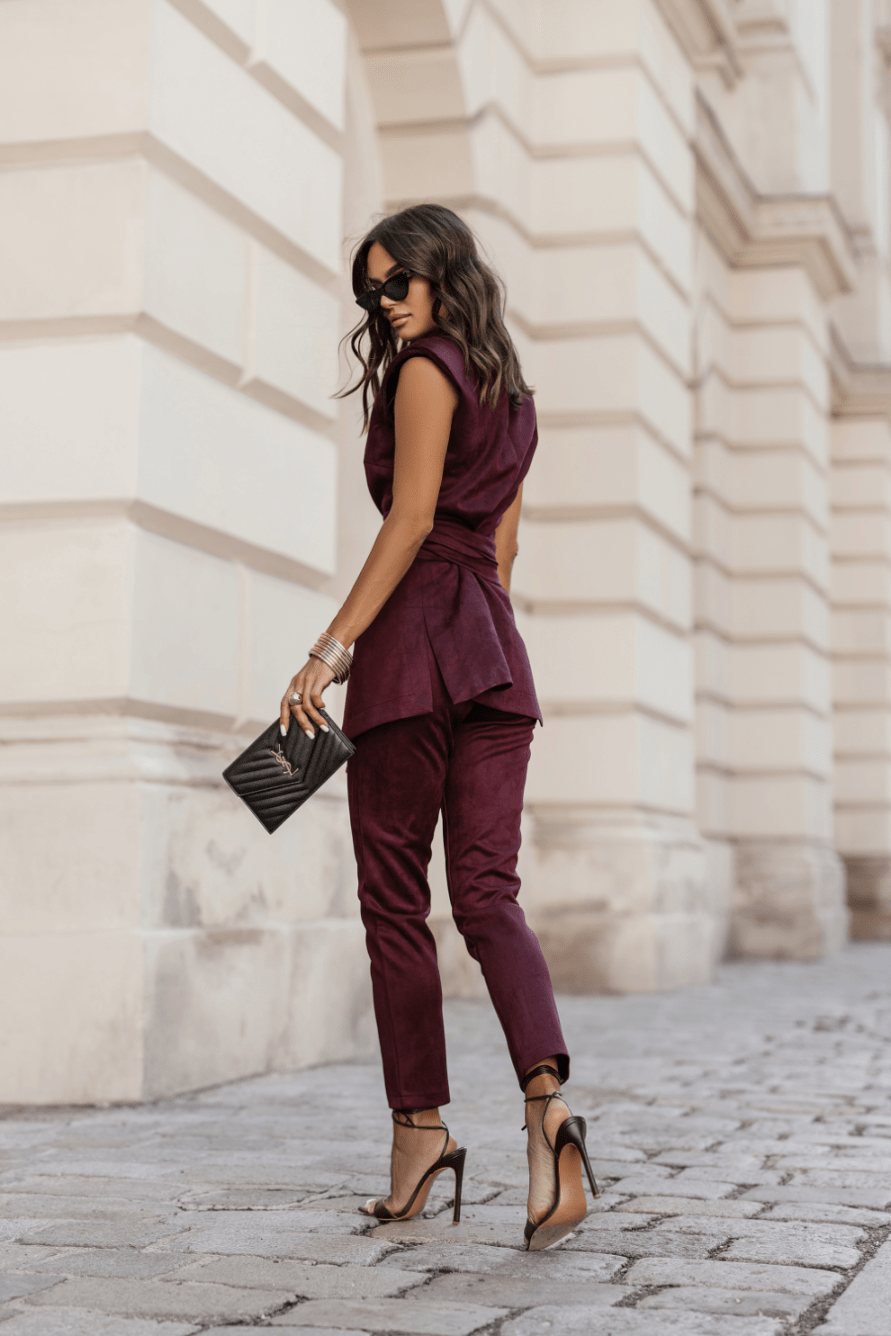 03fb4b044f3a69a6123451d75c71a9a9