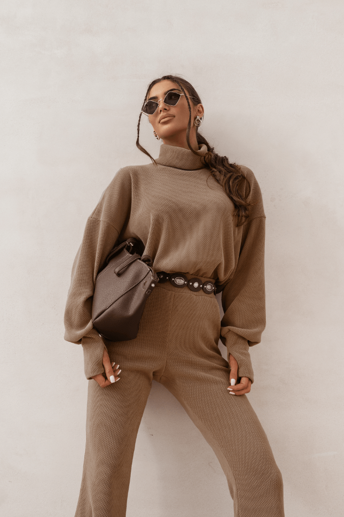 ccbfe44c68823bac167e49d5d71a6bb9